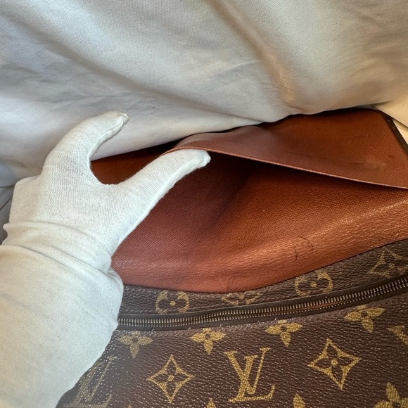 Louis Vuitton Monogram Lava Clutch Bag 🤎Preloved. Zipper pull missing - Picture 7 of 9